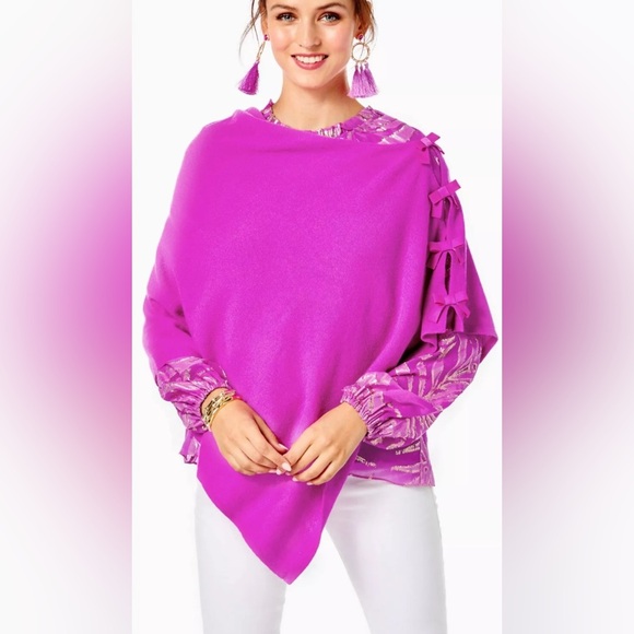 Lilly Pulitzer Vibrant Fuchsia Cashmere Wrap - Picture 1 of 8